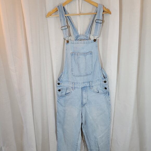 Forever 21 Men’s Denim Overalls Small Light Wash Adjustable Straps Casual Jean - Picture 1 of 14